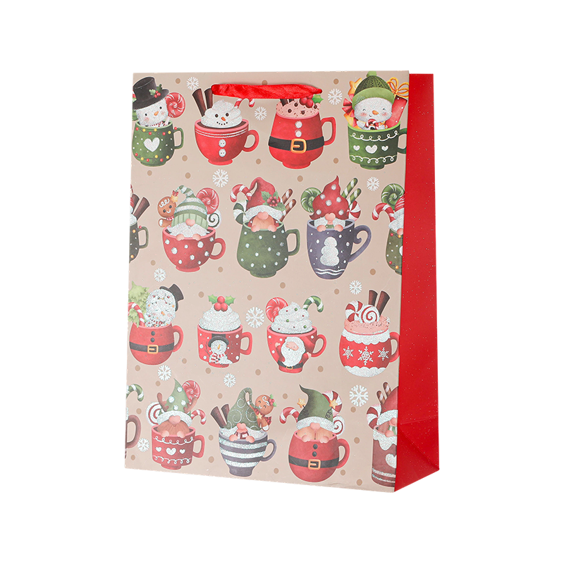 Weihnachtsbedruckte Geschenktüte aus Kraftpapier, saisonal dekorativ